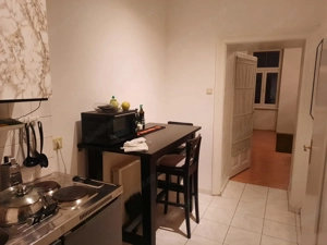 Sonnige Altbau-Garcionere für Singels oder Studenten, Wertanlage Bild 4