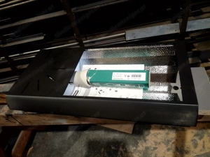 16 STK Hallen Lampen 250 Watt HSI mit Leuchtmittel