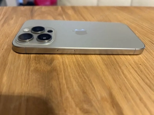 I Phone 15 Pro Natural Titanium 128 GB Bild 7