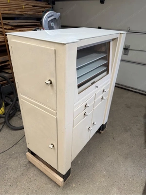 altes Arztkästchen Bild 2