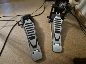 E-Schlagzeug inkl. Hocker Bild 4