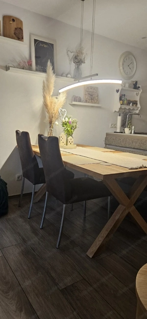 2 Stühle und Bank zu verkaufen 