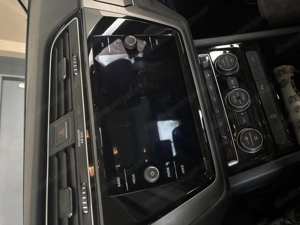 Touran zu verkaufen! Bild 6