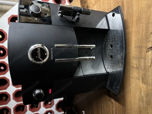 JURA Impressa C5 Kaffeevollautomat Bild 2