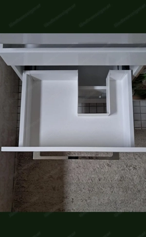 Waschbeckenunterschrank Bild 2