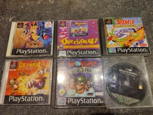 PlayStation 1 + Spiele  Bild 4