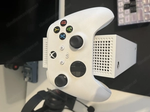 Xbox series S sehr guter Zustand Bild 2