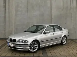 1999 Bmw 323i *01 27 PICKERL* Bild 4