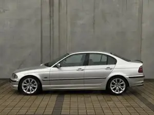 1999 Bmw 323i *01 27 PICKERL* Bild 6