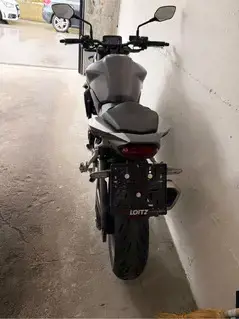 Honda 750 Hornet Bild 4