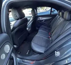 Mercedes-Benz E-Klasse Bild 18