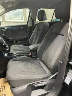 Volkswagen T-Roc Bild 8