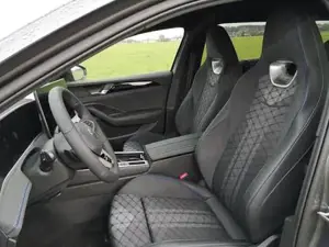 VW Passat Variant 2.0 TDI 142 kW 4Motion R-Line DSG Head Up AHK N... Bild 9