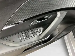 Peugeot 2008 Bild 12