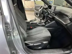 Peugeot 2008 Bild 18