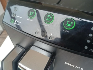 Vollautomat Philips 3000 mit Milchaufschäumer Bild 2