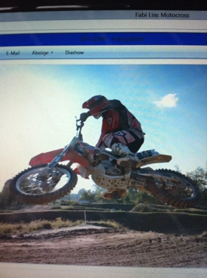 Wunsch nach attraktiver weiblicher Ergaenzung auf Augenhoehe