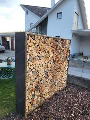 Brennholzlager Sichtschutz Bild 2