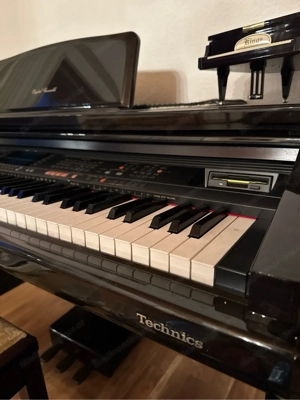 Klavier Marke Technics Bild 2