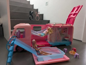 Barbie Abenteuer Super Camper groß Bild 3