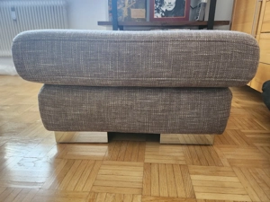 Textilhocker mit Metallfüßen - 40 cm Höhe - 73 cm Seitenlänge - sehr guter Zustand Bild 2