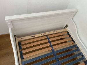 Bett von Welle Möbel mit Lattenrost, Massivholz Bild 2