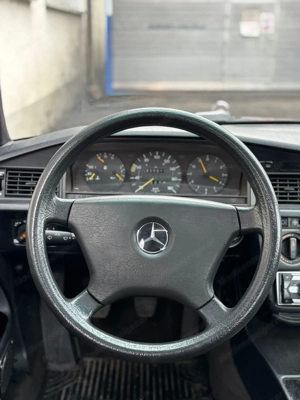 Mercedes-Benz 190D (W201)   Baujahr 1992   Top-Zustand  Bild 11