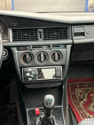 Mercedes-Benz 190D (W201)   Baujahr 1992   Top-Zustand  Bild 14