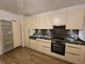 Schöne 53 qm Wohnung Ausserbraz mit Balkon , Carport und Parkplatz Bild 9