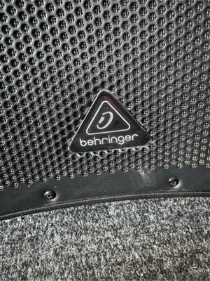 Behringer DR115DSP Fullrange Lautsprecher Bild 8