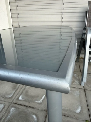 Balkonmöbel - Tisch und 4 Stühle Bild 3