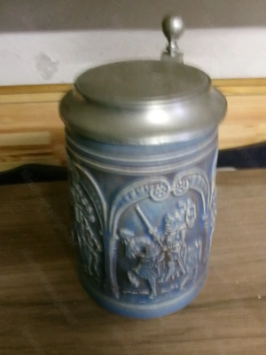 Bierkrüge aus Steingut + Reinzinn  Bild 6