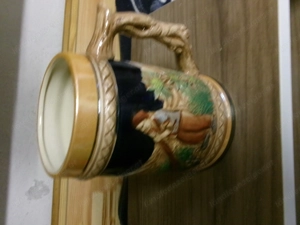 Bierkrüge aus Steingut und Zinn Bild 8