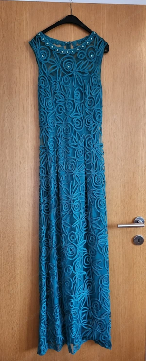 Ballkleid grün mit Stickerei Bild 4