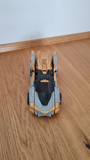 Transformer V-Tech, Auto wird zu Dino Bild 3