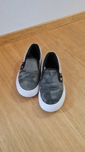 Sommer Schuhe, DC Slipper Gr 31 Bild 2