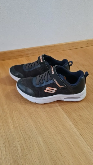 Turnschuh, Sketchers Gr 32 Bild 3