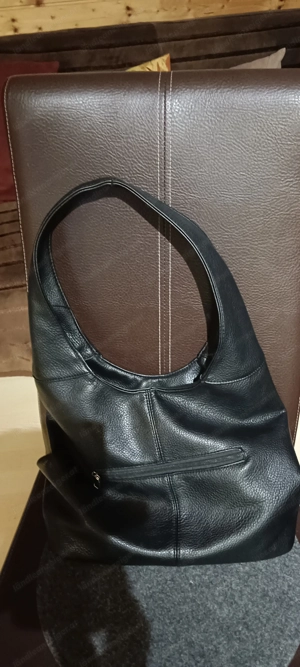 Umhängetasche schwarz