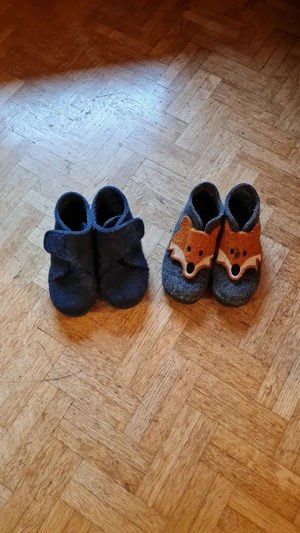 Hausschuhe Gr 21 22 25 26 30 Bild 4