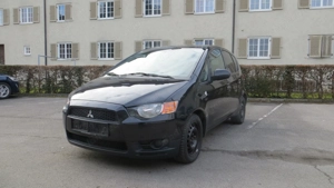 Mitsubishi Colt 69.000 km Bild 5