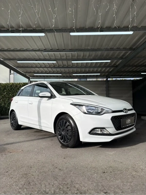Hyundai i2O 1.1 CRDi Limited Plus Bild 2