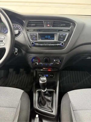 Hyundai i2O 1.1 CRDi Limited Plus Bild 11