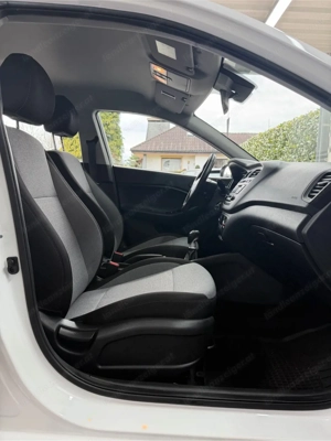 Hyundai i2O 1.1 CRDi Limited Plus Bild 14