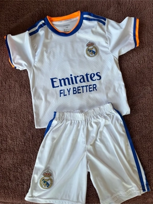 Fussballdress Benzema Gr. 140 Bild 2