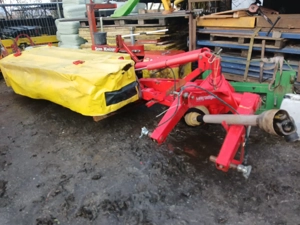 Mähwerk pöttinger  Bild 3