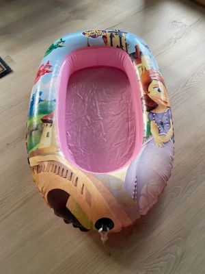 Kleines Kinderschlauchboot