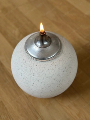 Öllampe in Kugelform