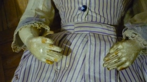 Alte Puppe zum Identifizieren Porzellankopf Lederkörper  Bild 4