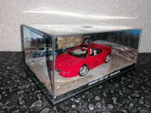 James Bond 007 Ferrari F355  Bild 4