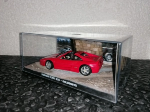 James Bond 007 Ferrari F355  Bild 3